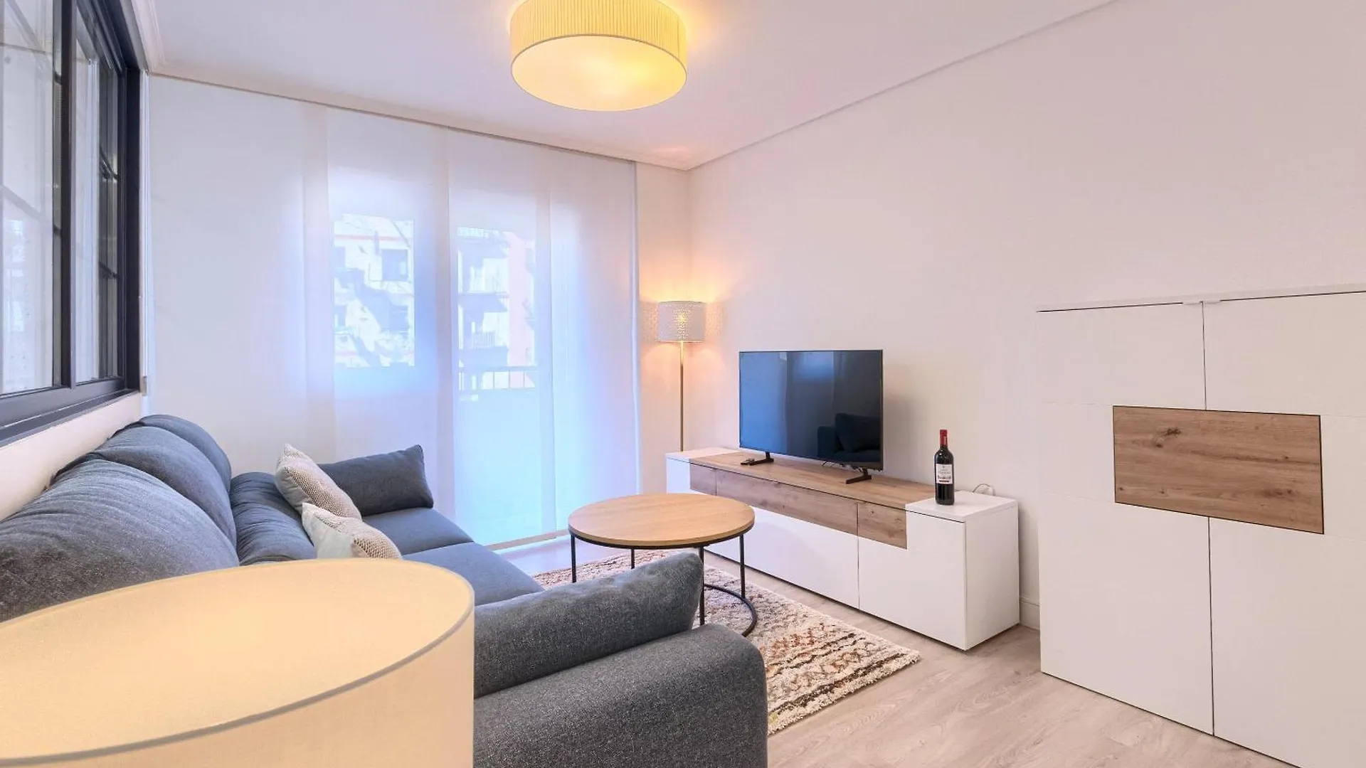 Bilbo Rock Room Stay II By Next Stop Bilbao Homestay