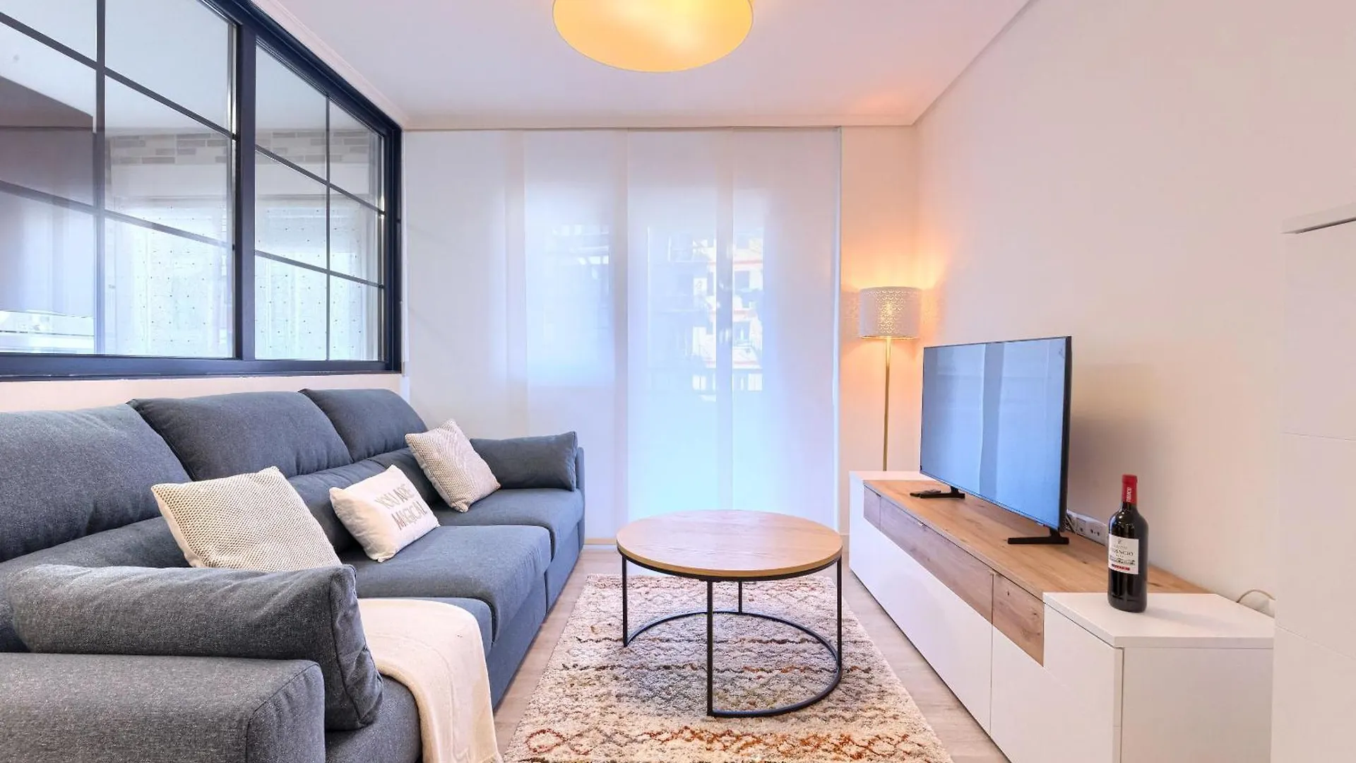 Bilbo Rock Room Stay II By Next Stop Bilbao Homestay