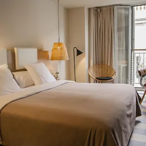 Select Hotel
